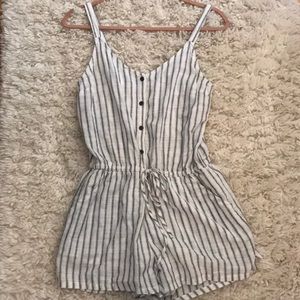 Striped front tie romper with pockets